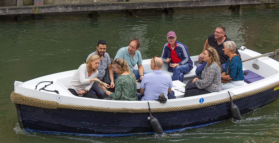 Canal Escape teamuitjes bootje varen